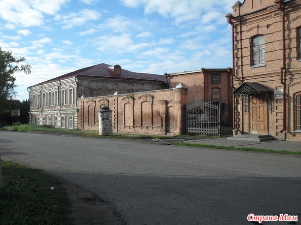 Дома прошлого века в моем городе.
