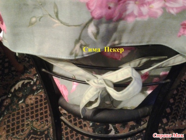 Шитый стульчик для кормления малыша