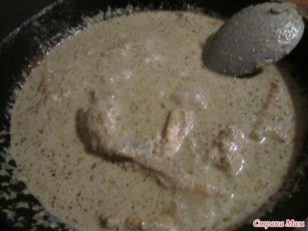 Холодная закуска из куриной грудки в ореховом соусе