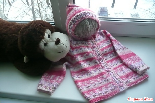 Кофточка для внученьки.