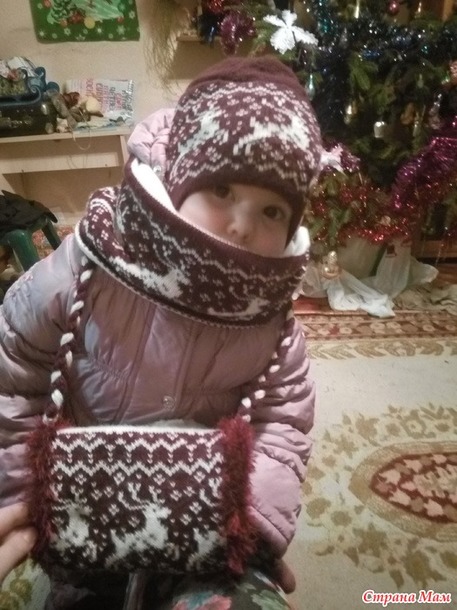 . Новогодний подарок для крестницы