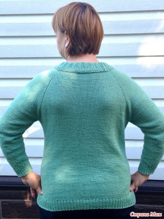 Женский свитер реглан сверху спицами