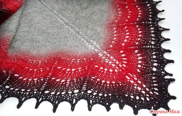 Шаль Holden Shawlette- снегирь