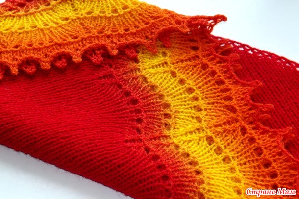 Шаль Holden Shawlette - огненная