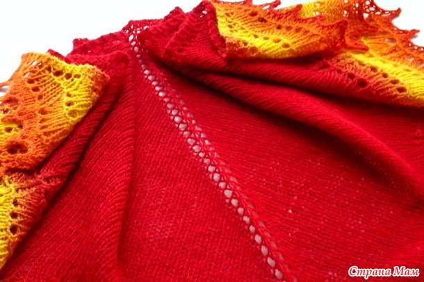 Шаль Holden Shawlette - огненная