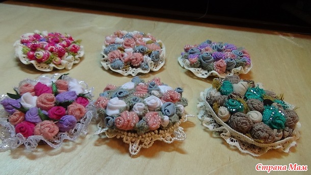 . .   " " ( textile brooches )