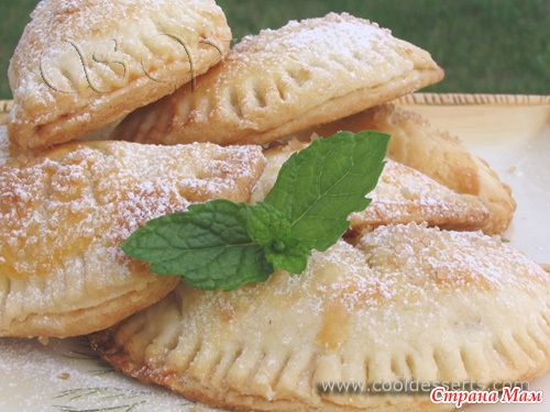 ������� � ��������� (Peach Turnovers)