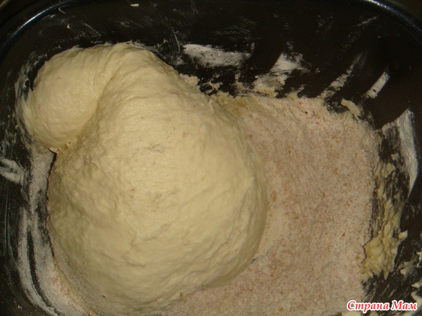 . Батон пшеничный с цельнозерновой мукой