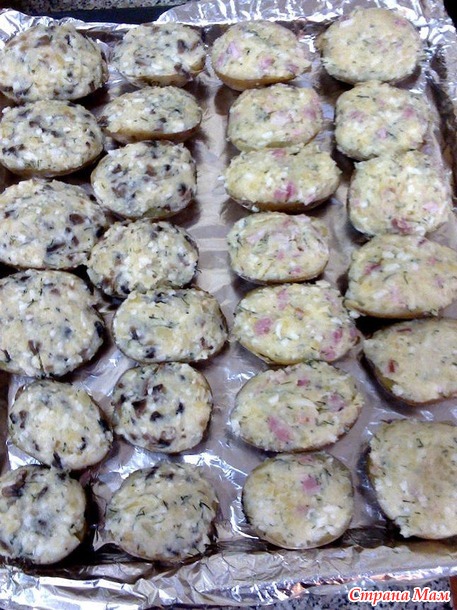 Запечёный "сырный" картофель, фаршированный грибами или ветчиной