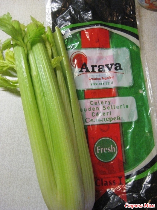 Сельдерей стебли купить. Superior celery сельдерей производитель. Стебель сельдерея. Сельдерей в упаковке. Стебель сельдерея в упаковке.