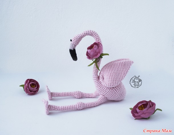 . Розовый фламинго ( крючком)