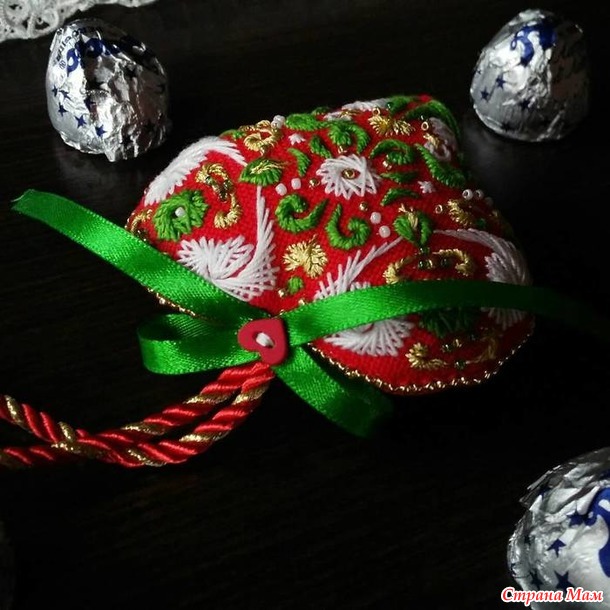 Вышитое сердце «Фейерверк эмоций»
