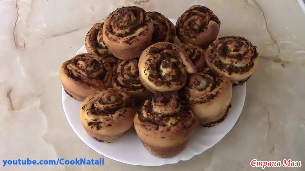 Дрожжевые булочки а - ля пицца