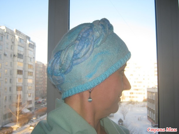 Женская зимняя шапка "Северное сияние"