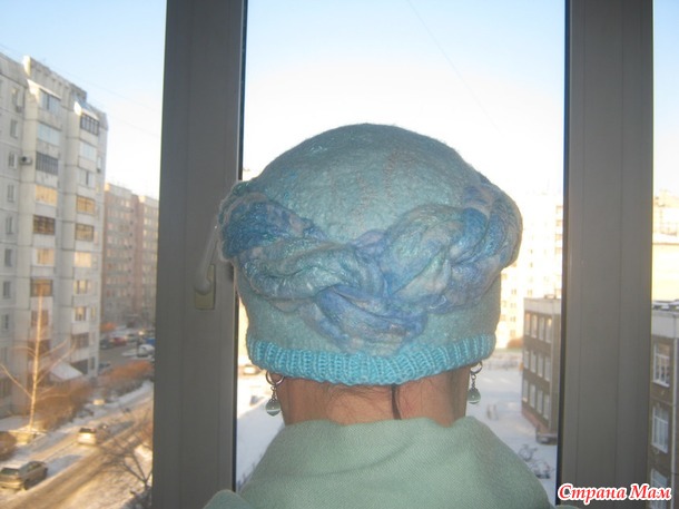 Женская зимняя шапка "Северное сияние"