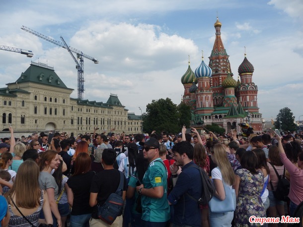 Мундиаль или как Медвед иностранцев пугал. Дополнила.