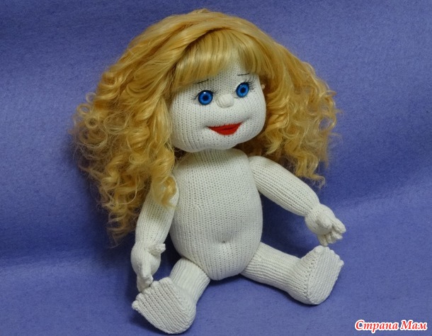 . Кукла игровая