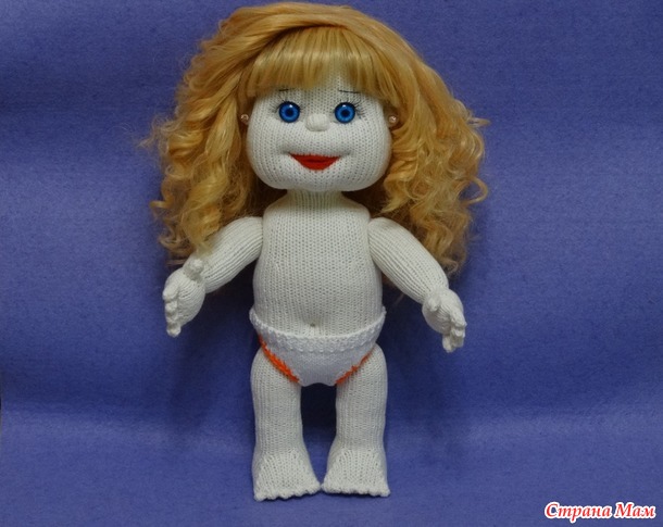. Кукла игровая