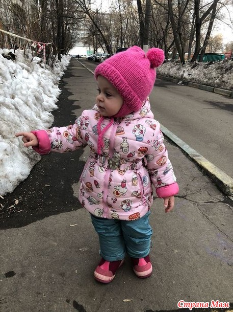 . Двойная шапочка с ушками спицами для девочки