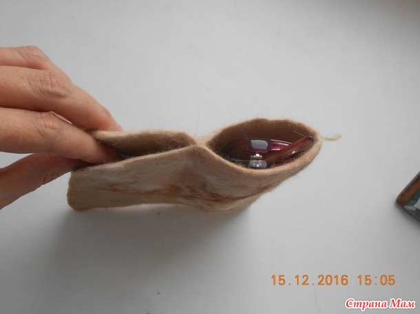Первые небольшие изделия.