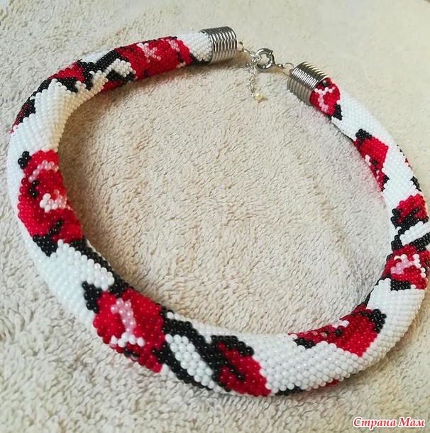 Колье жгут из бисера, Розы,