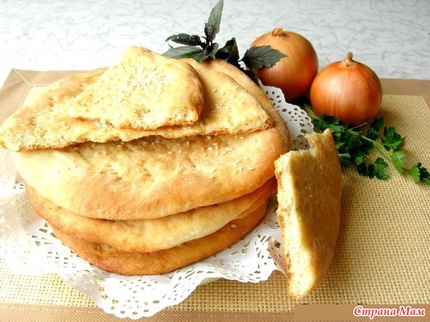 Луковые лепешки