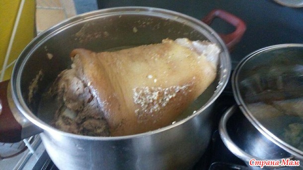Закуска из рульки.