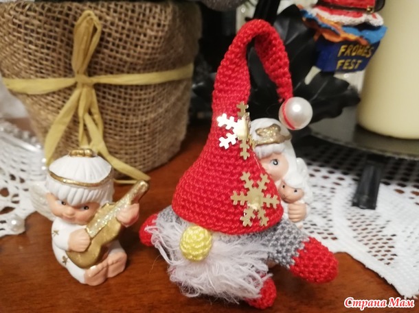 Новогодний конкурс красоты. Маленький гномик, крючком.