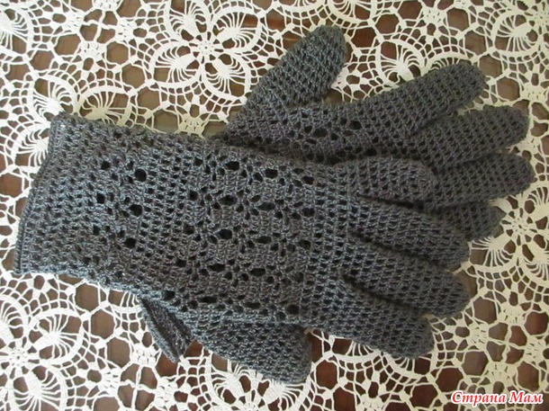 Перчатки из Iris, связанные крючком.