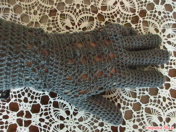 Перчатки из Iris, связанные крючком.
