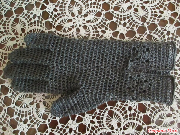 Перчатки из Iris, связанные крючком.