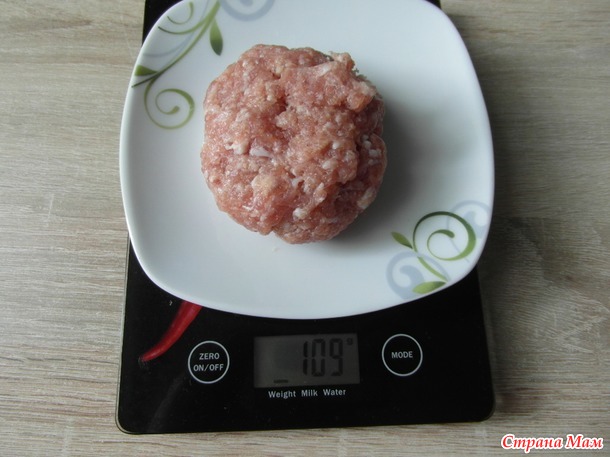 Стожки из фарша и капусты.