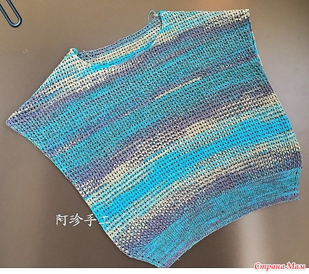 Мерцающая бирюза. Джемпер со скошенными плечами и цельно-кроенными рукавами. Спицы.