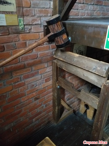 Калининград. Замок Нессельбек. Музей пыток. Много букв и очень много фото.