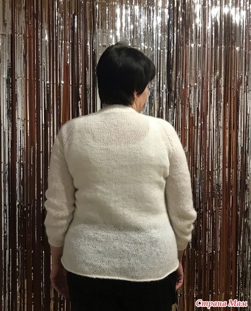 Пуловер "Снежность" (спицами)