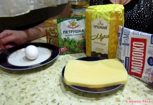 Горячая закуска из сыра в кляре (Сырные палочки)