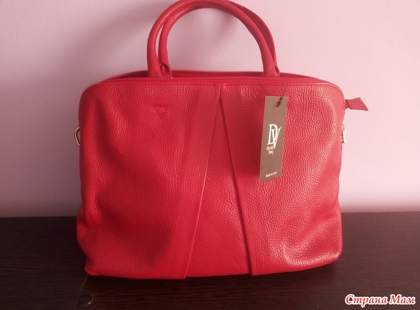   !   Diva's Bag   ! ()