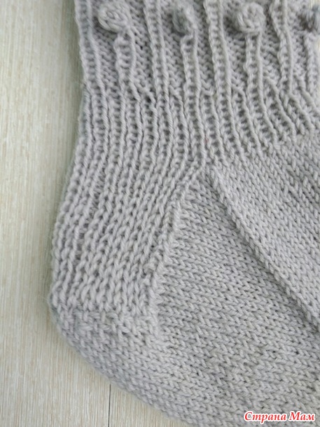 Игра Радуга, сентябрь - серый, носки Flower socks