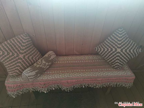 Домовёнок-3. Июнь. Чехол для балконной скамейки