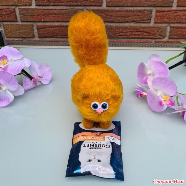 Котик Лакки, яркий солнечный лучик. Летний конкурс: "Жёлтый - жаркий жизни цвет"