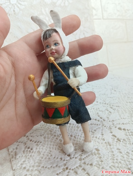 Домовенок-3. Сентябрь. Новогодние игрушки.