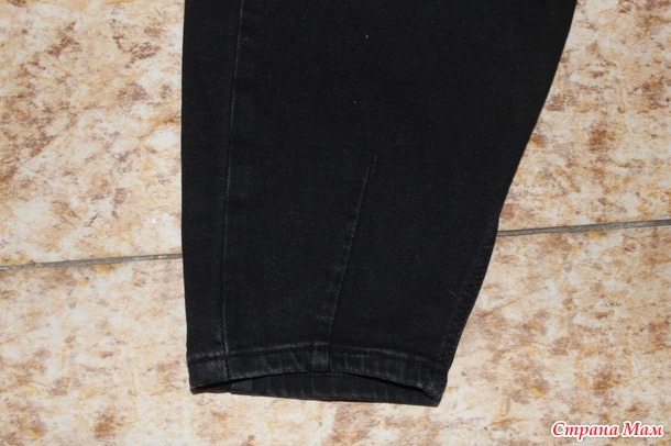 Продам. Женские джинсы 42-44. Состояние идеальное. Б/у.