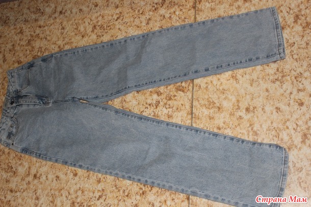 Продам. Женские джинсы 42-44. Состояние идеальное. Б/у.