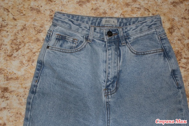 Продам. Женские джинсы 42-44. Состояние идеальное. Б/у.