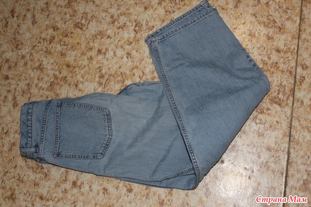 Продам. Женские джинсы 42-44. Состояние идеальное. Б/у.