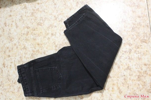 Продам. Женские джинсы 42-44. Состояние идеальное. Б/у.