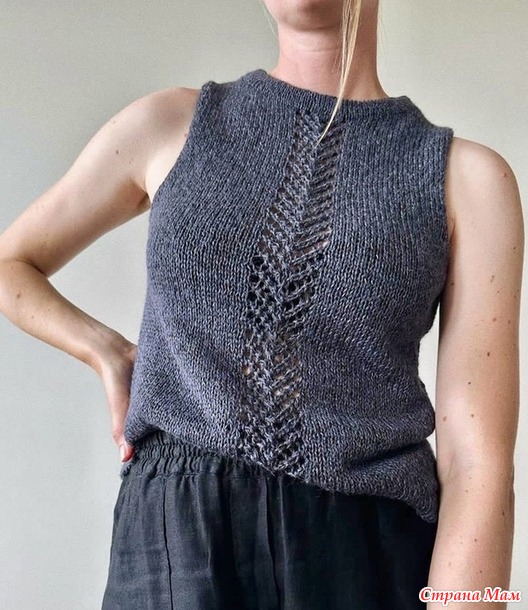 Летний топ с ажурной полосой Yoreum. Дизайн от AEGYOKNIT. Спицы.
