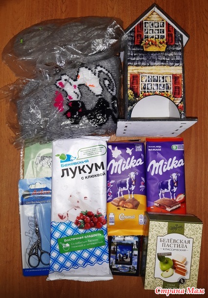 повыбегали хомяки из норки))