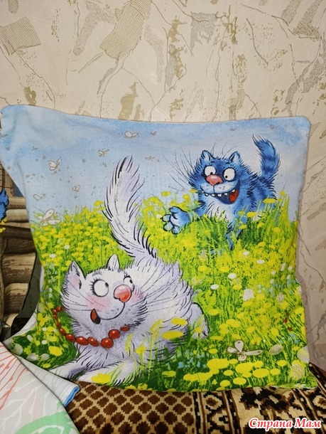 Времена года. Март. Наволочки с котиками