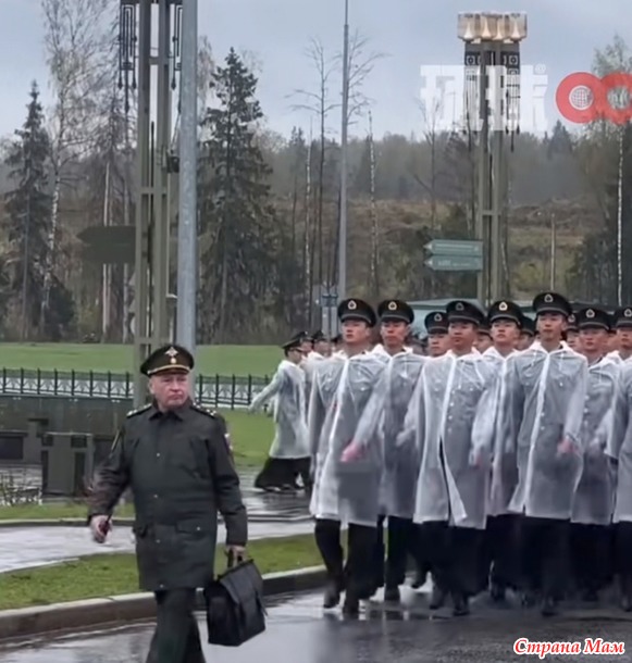 В ожидании Парада Победы.